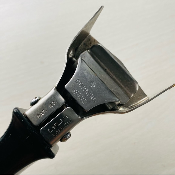 Corningware Handle - Picture 3 of 4